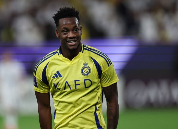 Reporter: Fenerbahce has made new contacts with Duran and is still waiting for Sancho