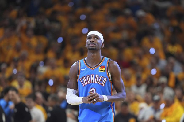 雷霆总第一名  ！NBA新王登基冲进微博热搜前十