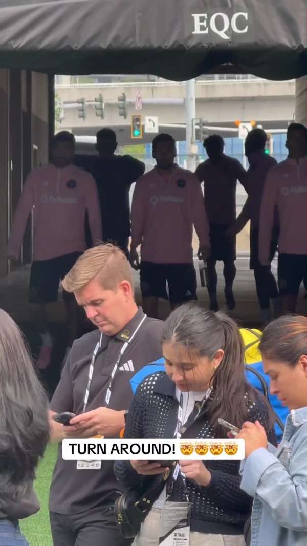 明日冲冠！迈阿密今日到运动活动    场  练习  ，梅西、苏牙、德保罗开怀大笑