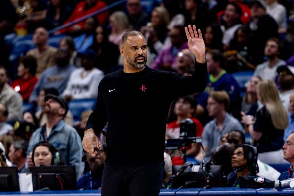 乌度卡：已确定四个杆位 第五人还需斟酌 我们会考虑灵敏度安排阵形